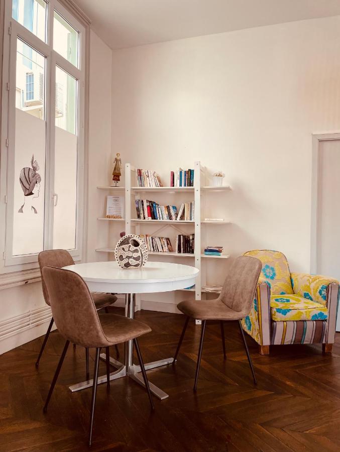 Hotel De Ma Tante Lamalou-les-Bains Ngoại thất bức ảnh